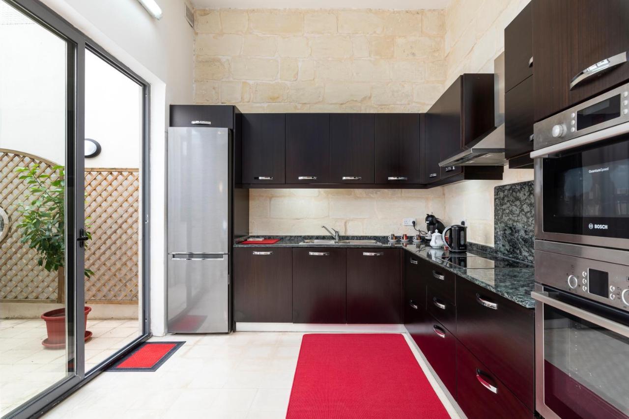 Traditional & Modern Maltese Townhouse - Rooftop Terrace And Sea Views, Close To Birgu Waterfront Cospicua Buitenkant foto