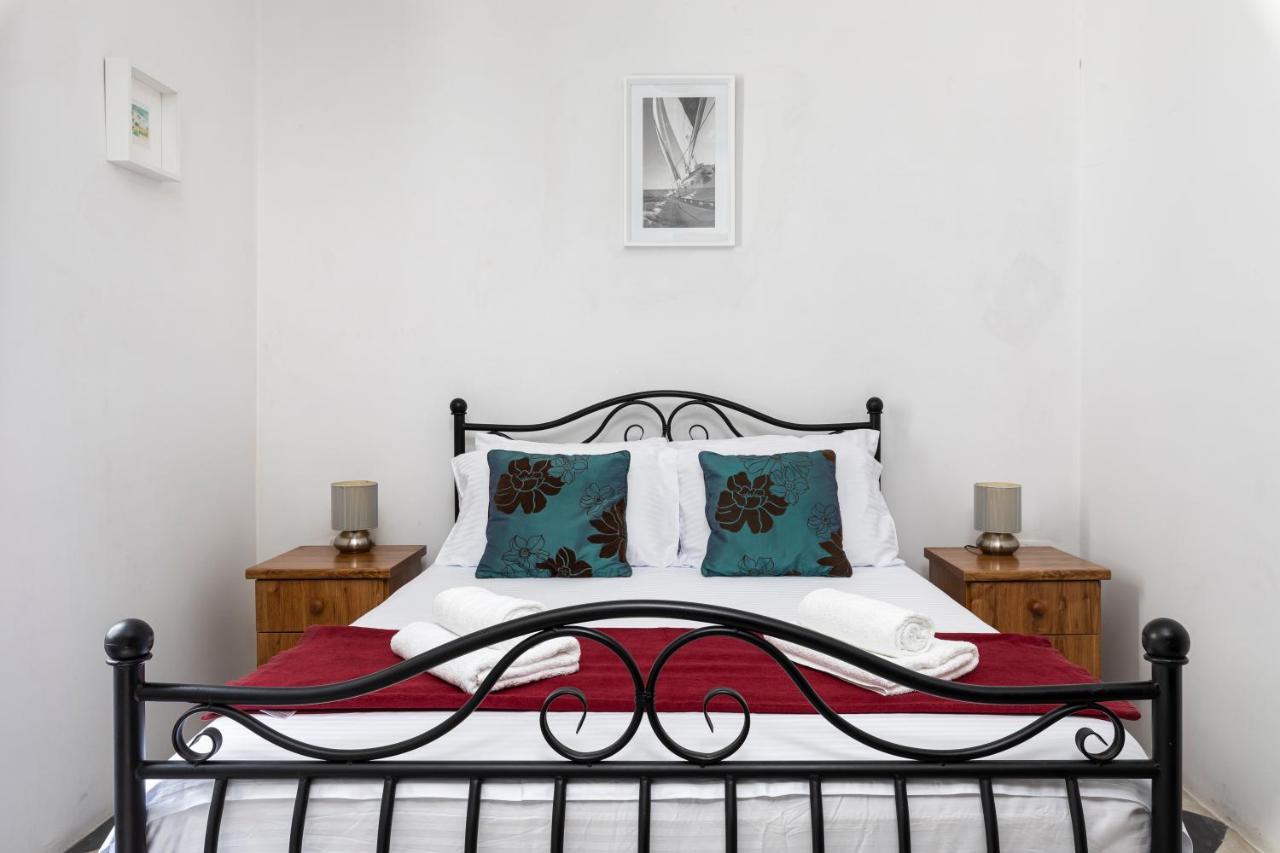 Traditional & Modern Maltese Townhouse - Rooftop Terrace And Sea Views, Close To Birgu Waterfront Cospicua Buitenkant foto