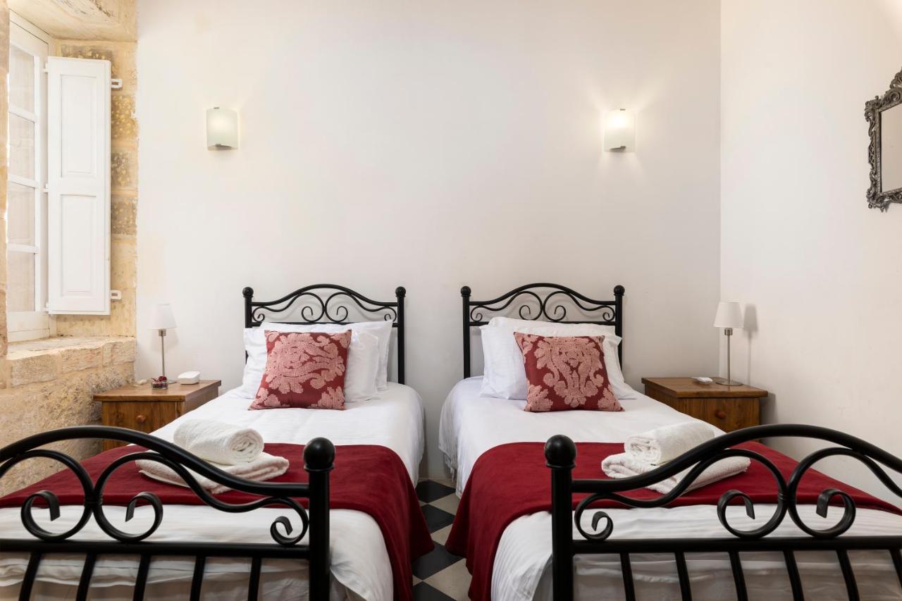 Traditional & Modern Maltese Townhouse - Rooftop Terrace And Sea Views, Close To Birgu Waterfront Cospicua Buitenkant foto