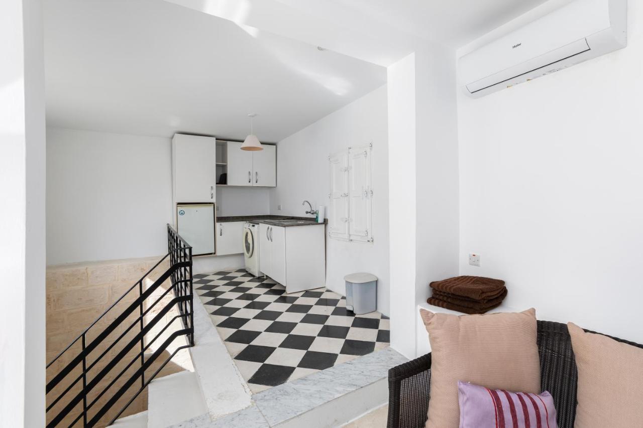 Traditional & Modern Maltese Townhouse - Rooftop Terrace And Sea Views, Close To Birgu Waterfront Cospicua Buitenkant foto